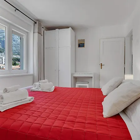 View Appartamento Makarska